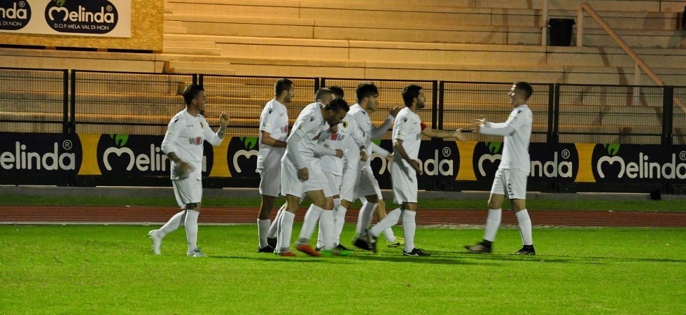 Il Trento vince ancora e dopo sei giornate non ha ancora subito gol